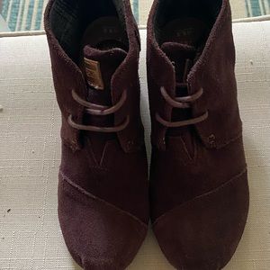Women’s Brown Toms Wedge Boots
